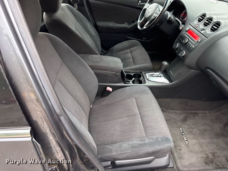 image for item DR2788 2010 Nissan Altima 