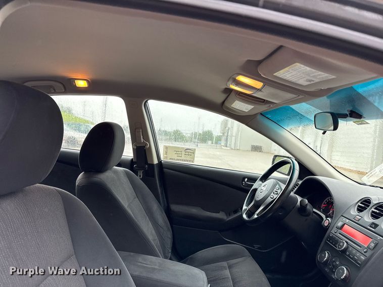 image for item DR2788 2010 Nissan Altima 