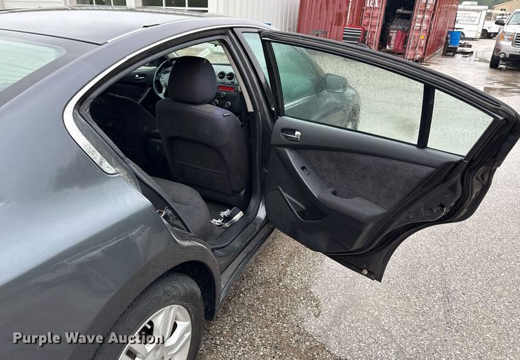 image for item DR2788 2010 Nissan Altima 