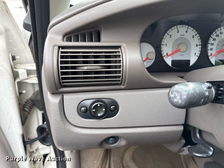 image for item DR2790 2005 Dodge Stratus 