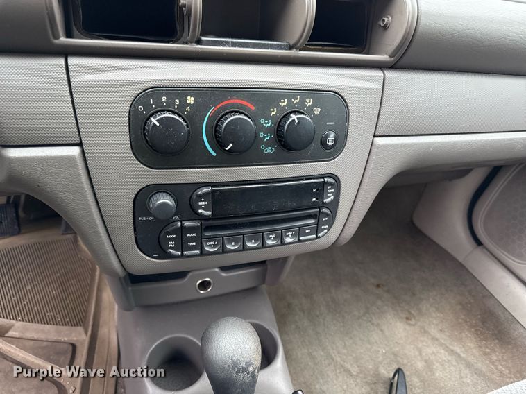 image for item DR2790 2005 Dodge Stratus 