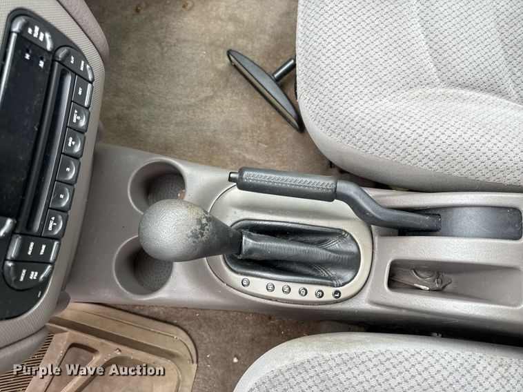 image for item DR2790 2005 Dodge Stratus 