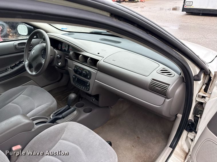 image for item DR2790 2005 Dodge Stratus 