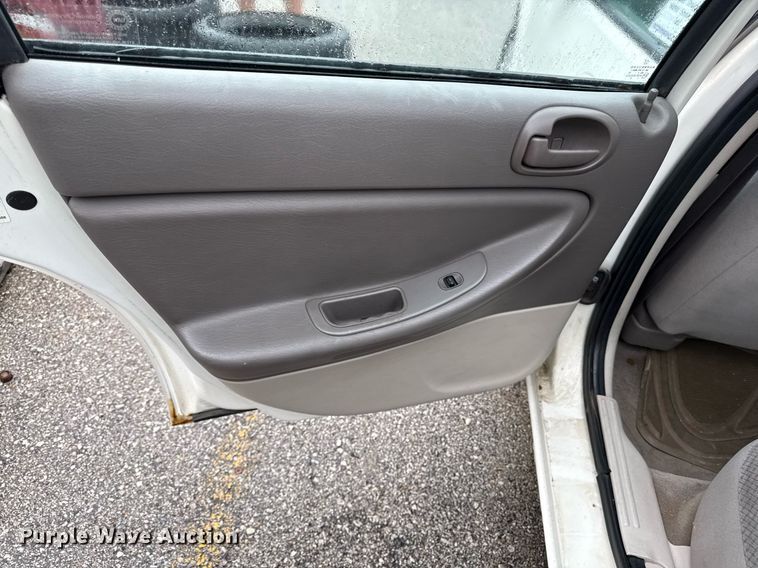 image for item DR2790 2005 Dodge Stratus 