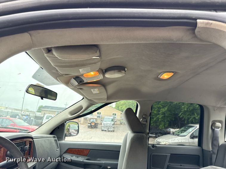 image for item DR2791 2006 Dodge Ram 1500 Quad Cab pickup truck