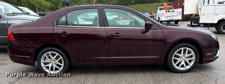 image for item DR2792 2011 Ford Fusion 