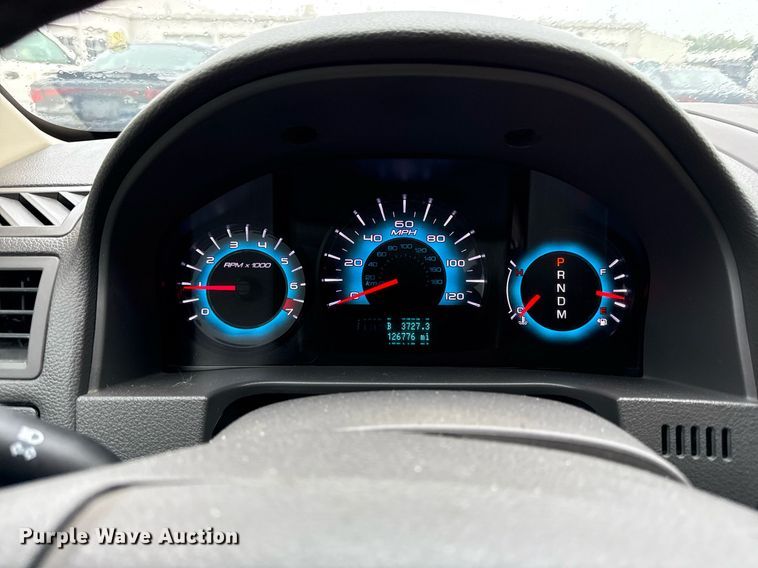 image for item DR2792 2011 Ford Fusion 