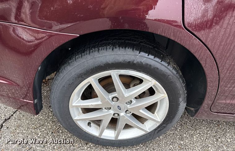 image for item DR2792 2011 Ford Fusion 