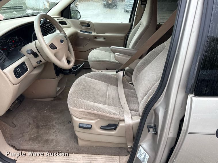 image for item DR2793 2002 Ford Windstar LX van