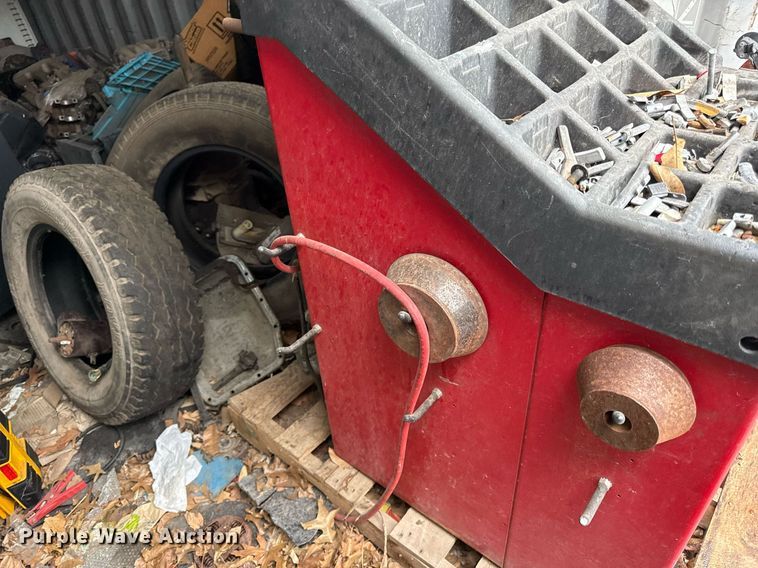 image for item DR2795 Hunter GSP9700 tire balancer