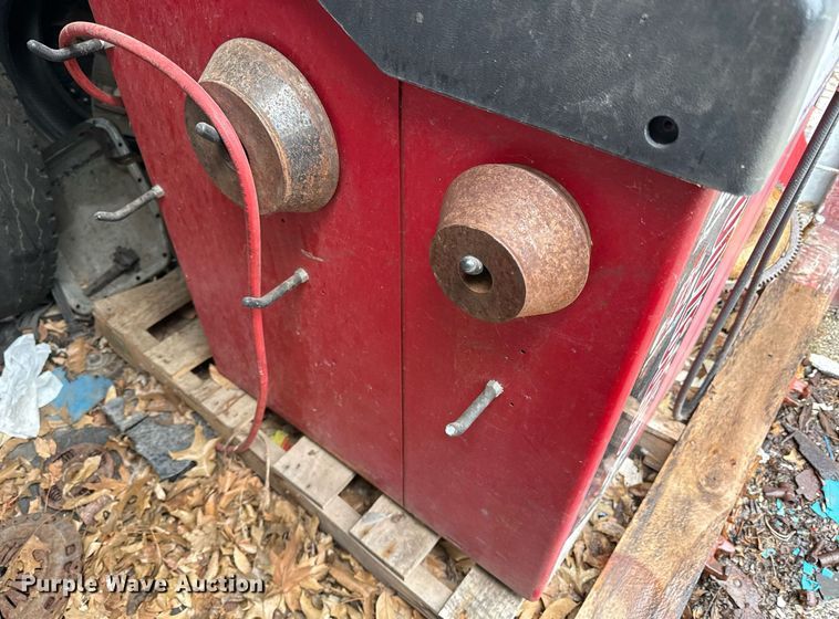 image for item DR2795 Hunter GSP9700 tire balancer