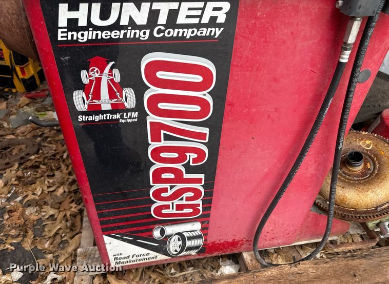 image for item DR2795 Hunter GSP9700 tire balancer