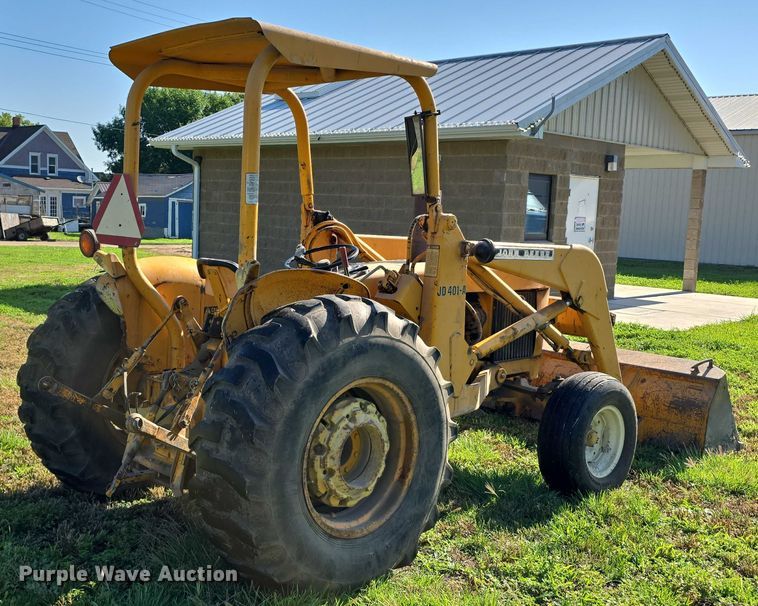 image for item DR3781 1973 John Deere 401-A tractor