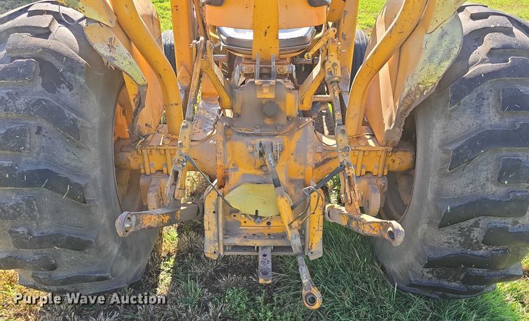 image for item DR3781 1973 John Deere 401-A tractor