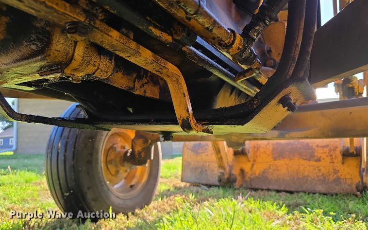 image for item DR3781 1973 John Deere 401-A tractor