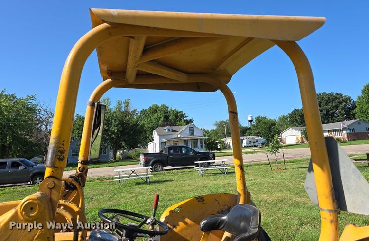 image for item DR3781 1973 John Deere 401-A tractor