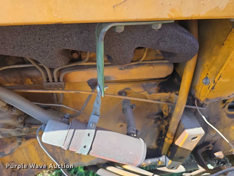 image for item DR3781 1973 John Deere 401-A tractor