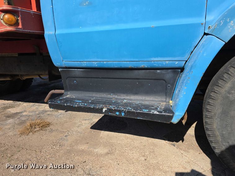 image for item DR3782 1971 Chevrolet C50 grain truck