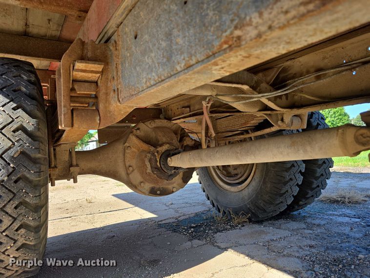 image for item DR3782 1971 Chevrolet C50 grain truck