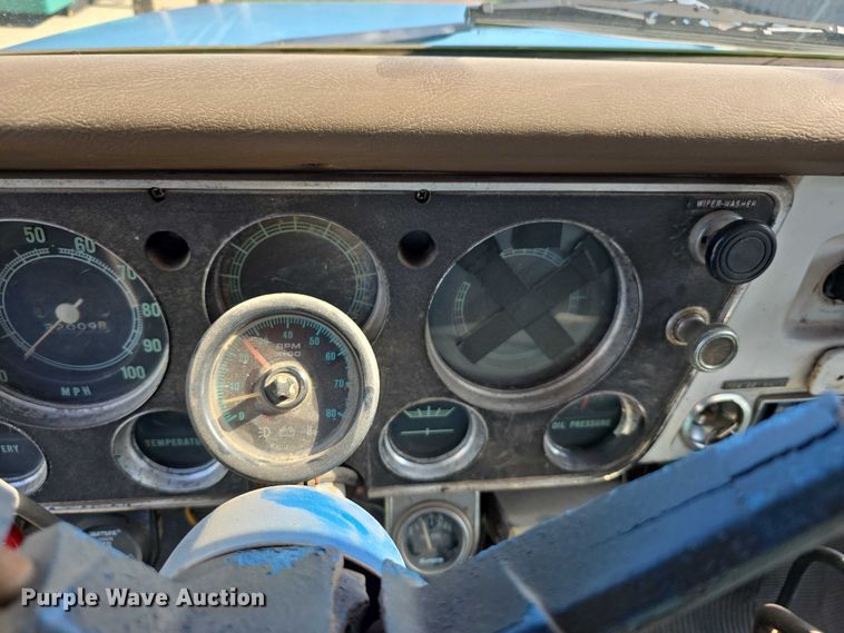 image for item DR3782 1971 Chevrolet C50 grain truck