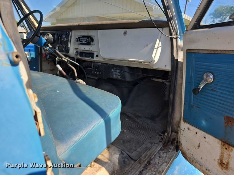 image for item DR3782 1971 Chevrolet C50 grain truck