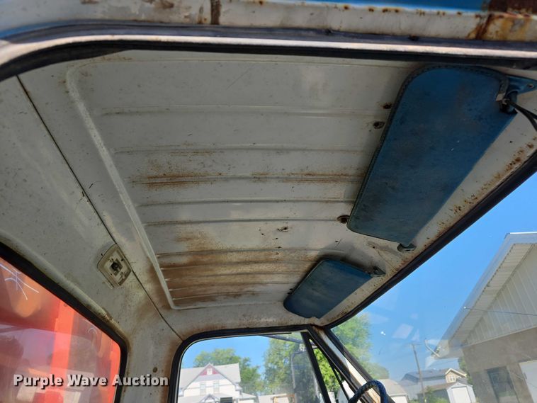 image for item DR3782 1971 Chevrolet C50 grain truck