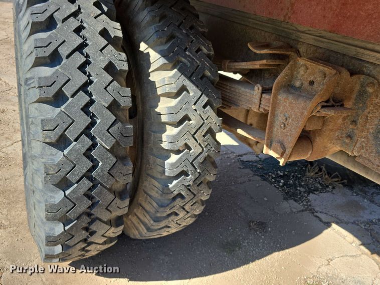 image for item DR3782 1971 Chevrolet C50 grain truck