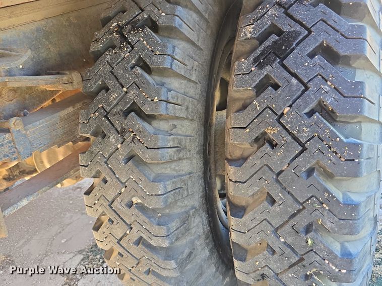 image for item DR3782 1971 Chevrolet C50 grain truck