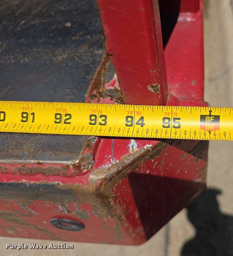 image for item DR3787 2003 Freightliner Business Class M2 chipper truck