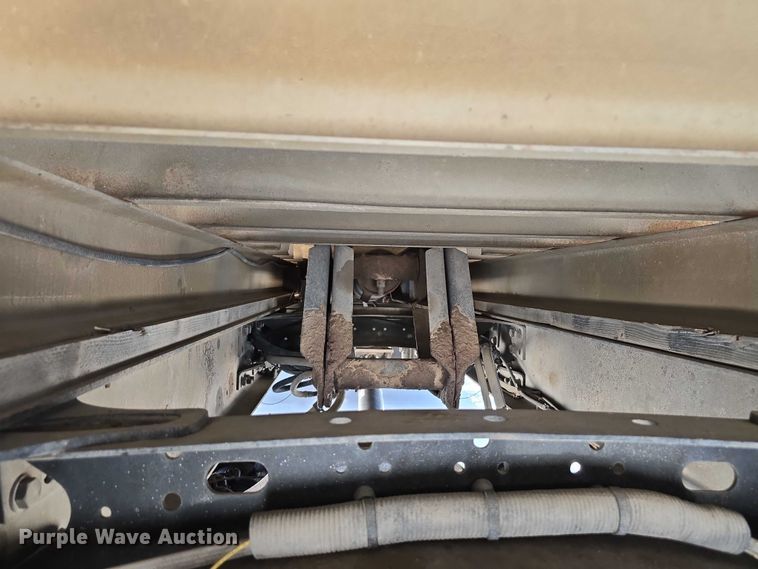 image for item DR3787 2003 Freightliner Business Class M2 chipper truck