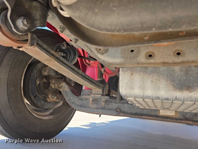 image for item DR3787 2003 Freightliner Business Class M2 chipper truck