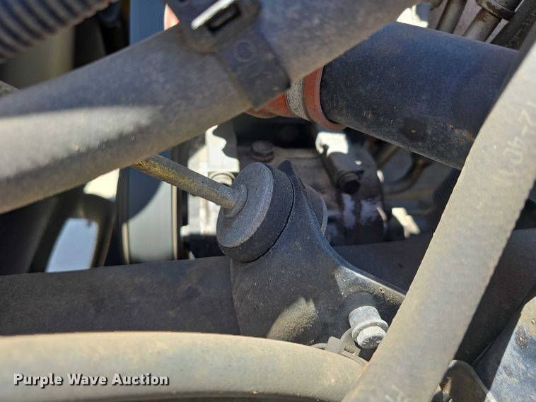 image for item DR3787 2003 Freightliner Business Class M2 chipper truck