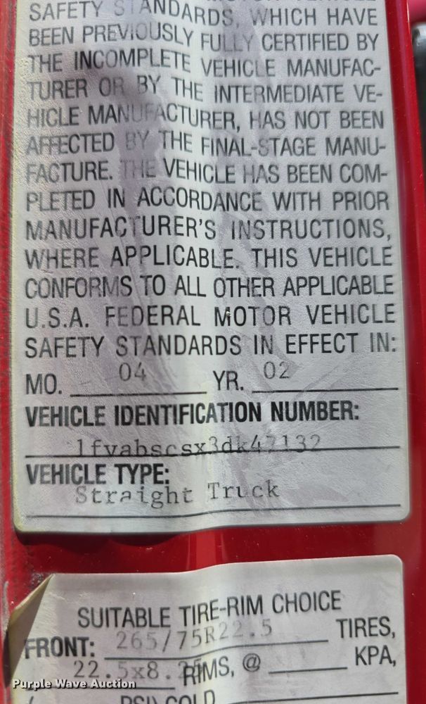 image for item DR3787 2003 Freightliner Business Class M2 chipper truck