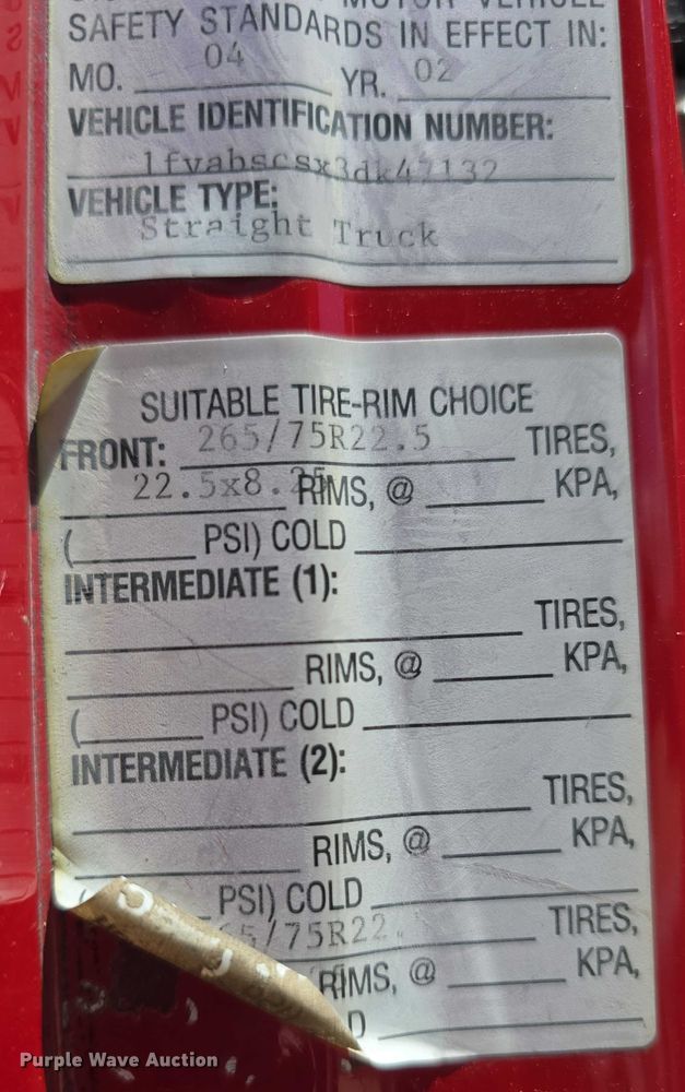 image for item DR3787 2003 Freightliner Business Class M2 chipper truck