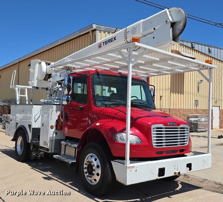 image for item DR3788 2009 Freightliner Business Class M2 bucket truck