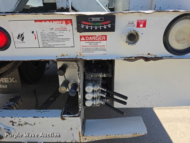 image for item DR3788 2009 Freightliner Business Class M2 bucket truck