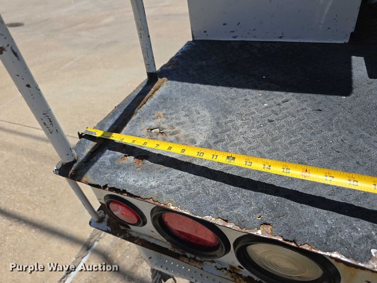 image for item DR3788 2009 Freightliner Business Class M2 bucket truck