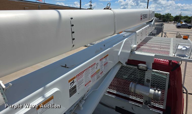 image for item DR3788 2009 Freightliner Business Class M2 bucket truck