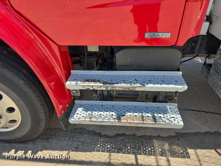 image for item DR3788 2009 Freightliner Business Class M2 bucket truck