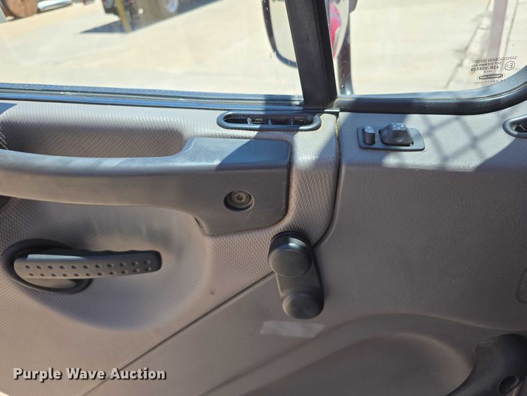 image for item DR3788 2009 Freightliner Business Class M2 bucket truck