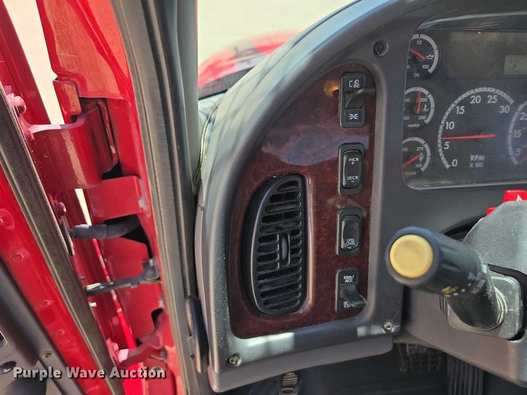 image for item DR3788 2009 Freightliner Business Class M2 bucket truck