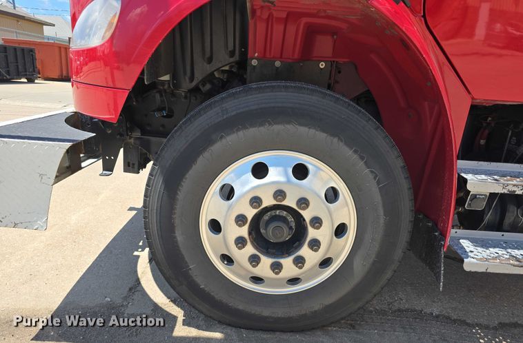 image for item DR3788 2009 Freightliner Business Class M2 bucket truck