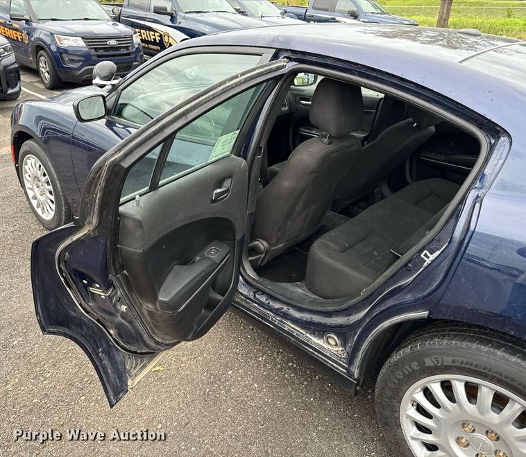 image for item DS4364 2019 Dodge Charger Police  