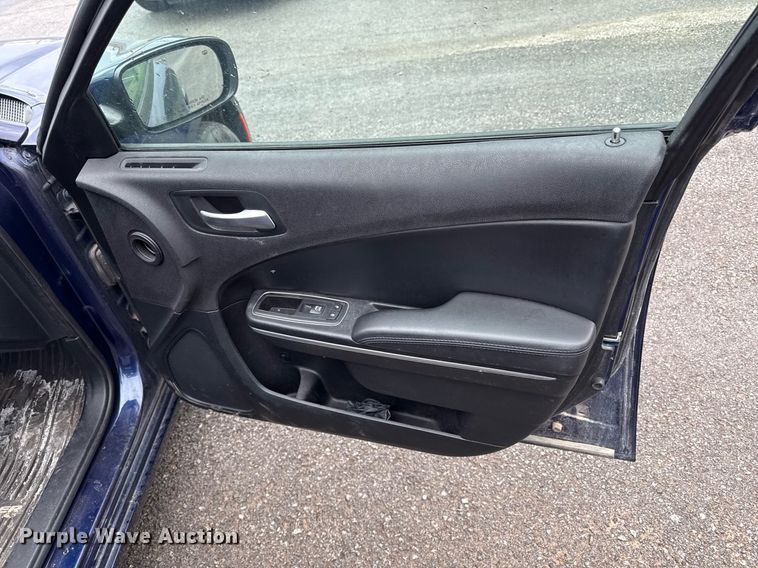 image for item DS4365 2015 Dodge Charger Police  