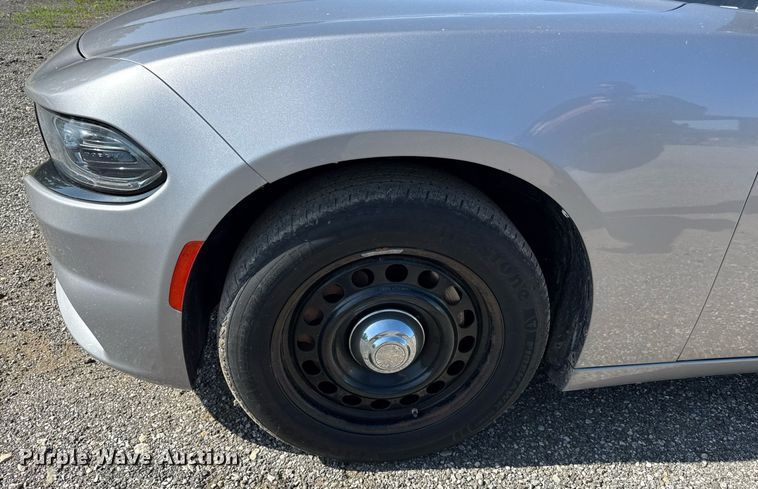 image for item DS4369 2017 Dodge Charger Police  