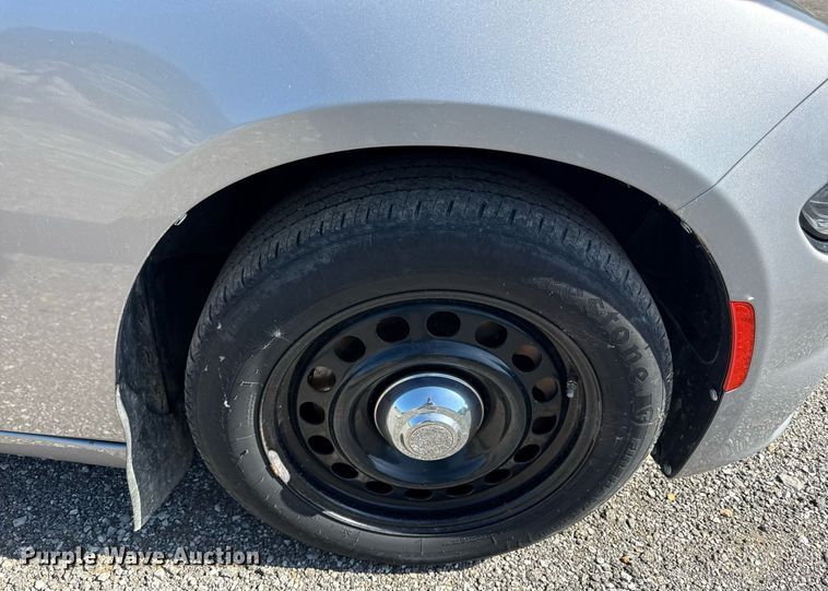 image for item DS4369 2017 Dodge Charger Police  