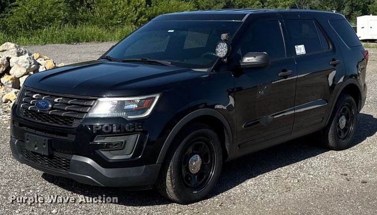 image for item DS4370 2017 Ford Explorer Police Interceptor SUV