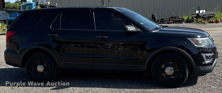 image for item DS4370 2017 Ford Explorer Police Interceptor SUV