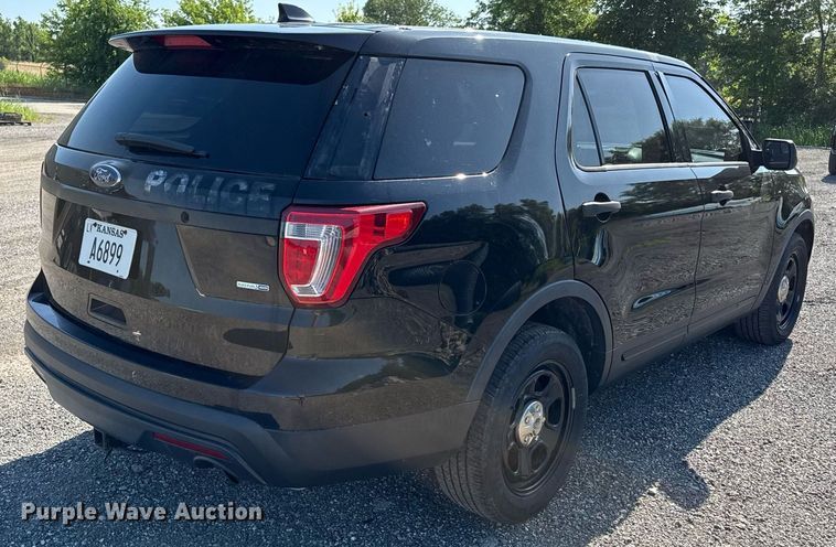 image for item DS4370 2017 Ford Explorer Police Interceptor SUV