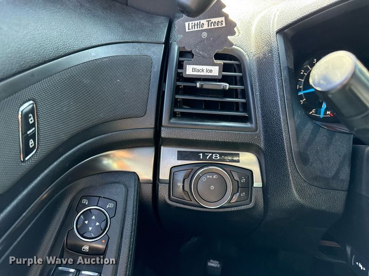 image for item DS4370 2017 Ford Explorer Police Interceptor SUV